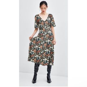 NWOT $98⚡️Zara⚡️ Floral Maxi Dress